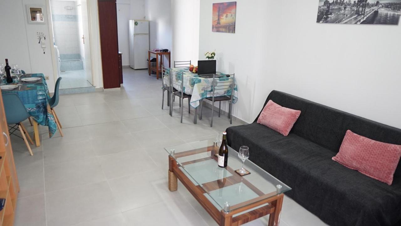 Nikolas Family Apartments Moírai Eksteriør bilde